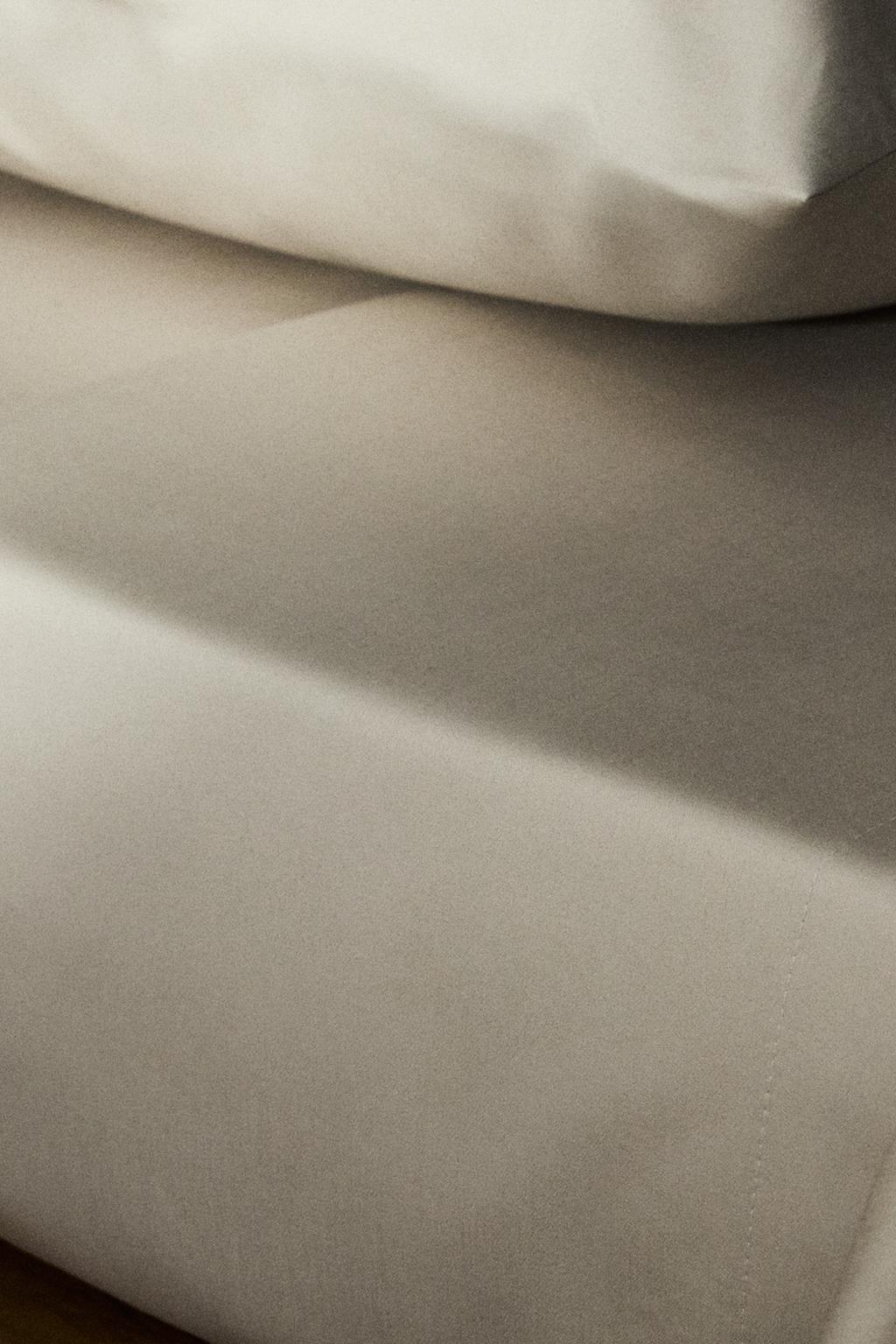 Сатиновое простынное полотно (с 1000 прядей)