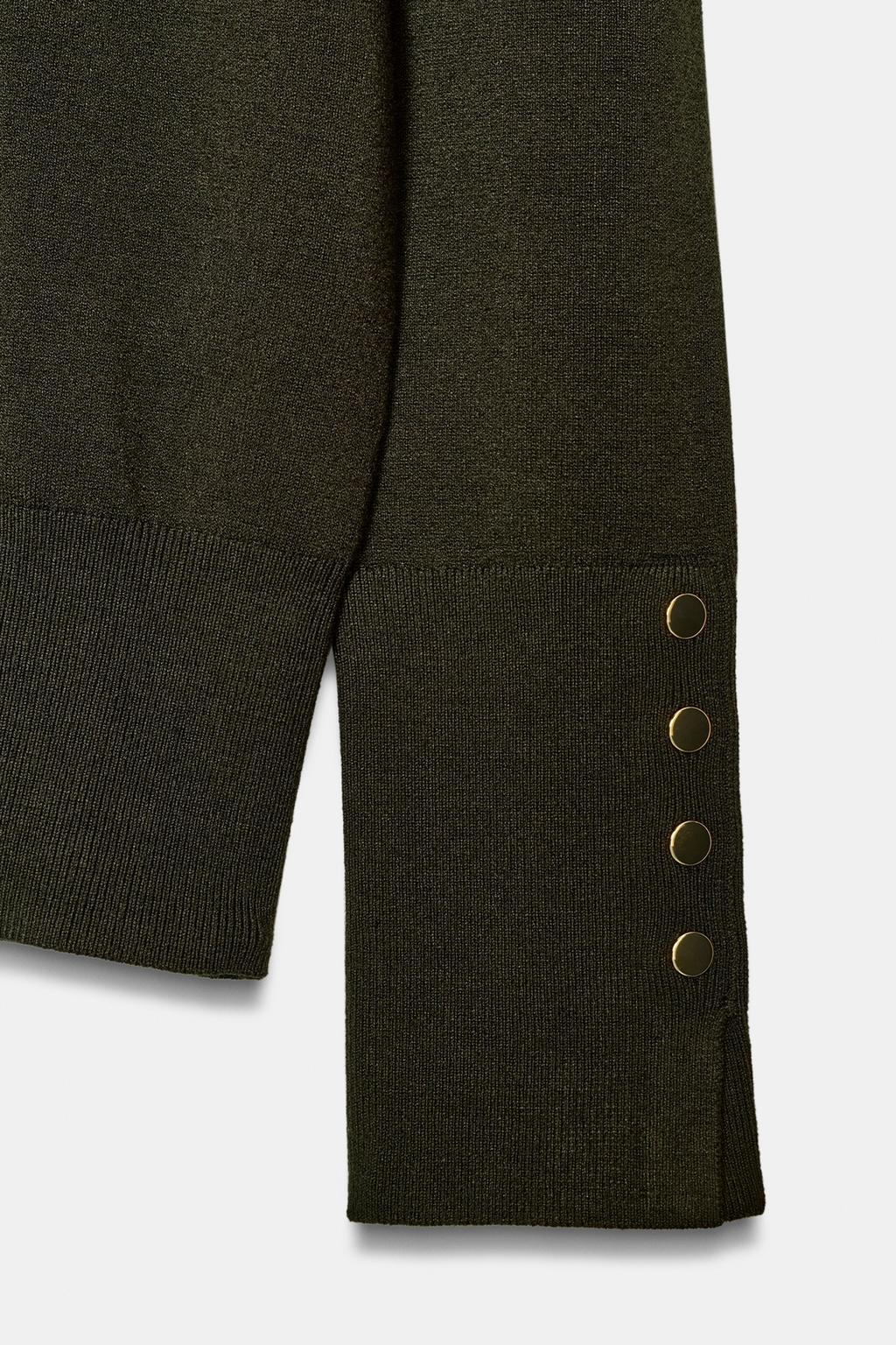 БАЗОВЫЙ ОДНОТОННЫЙ СВИТЕР