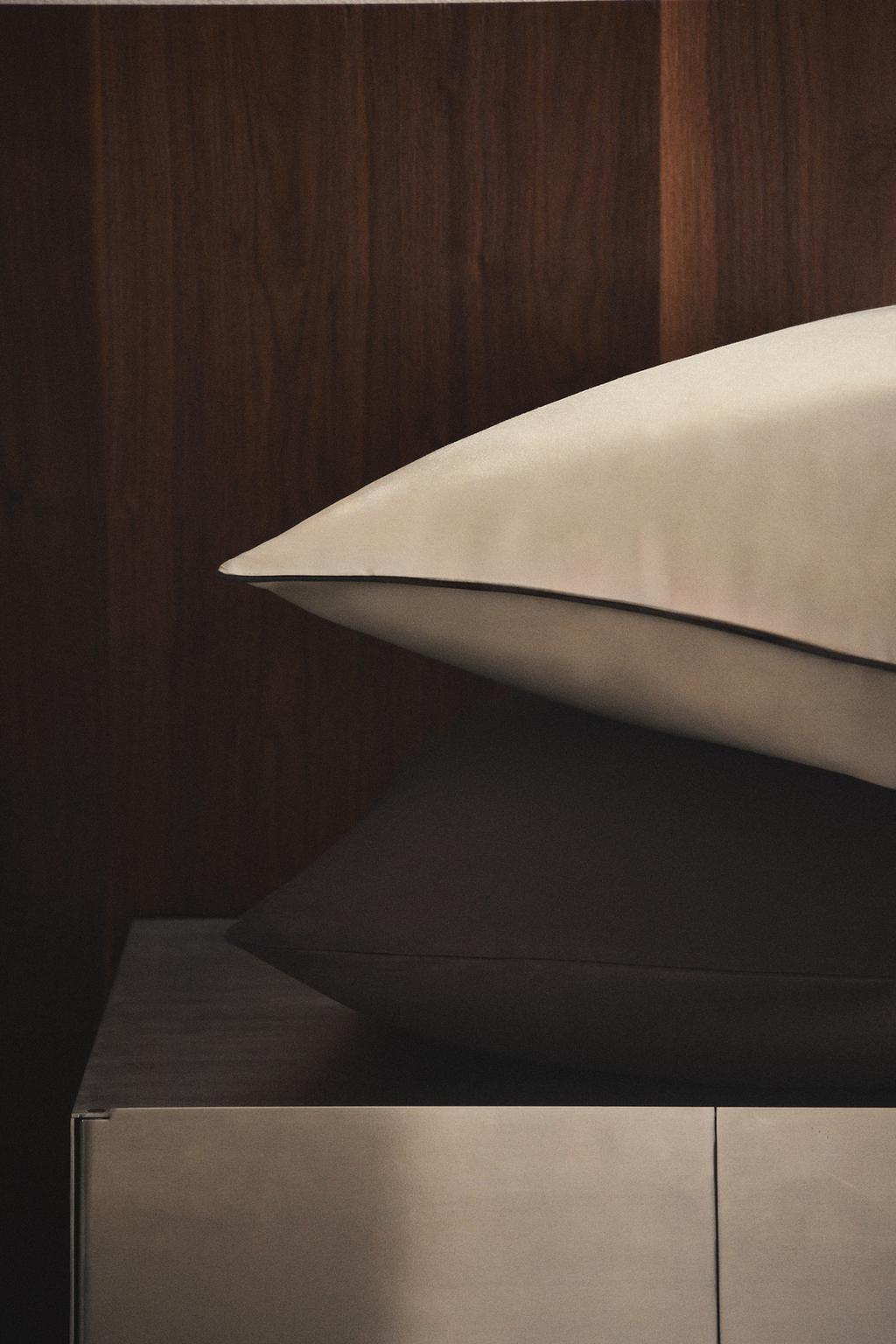 Наволочка из сатина с отделкой