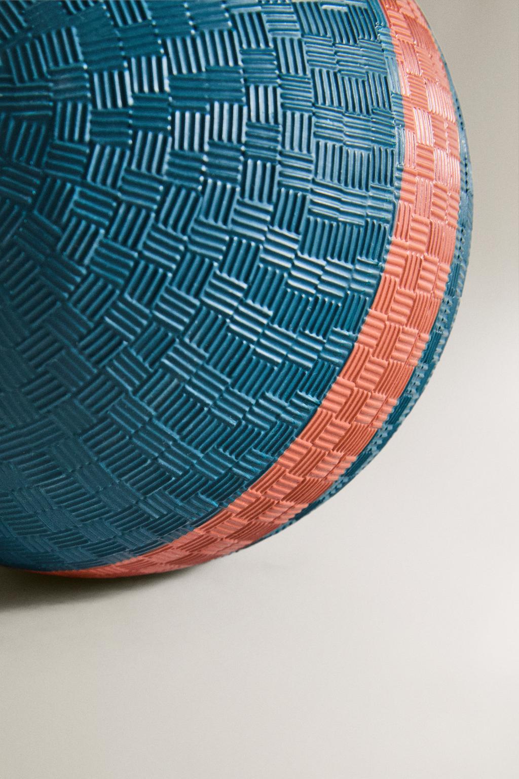 Детский игрушечный мяч с воздушными шарами