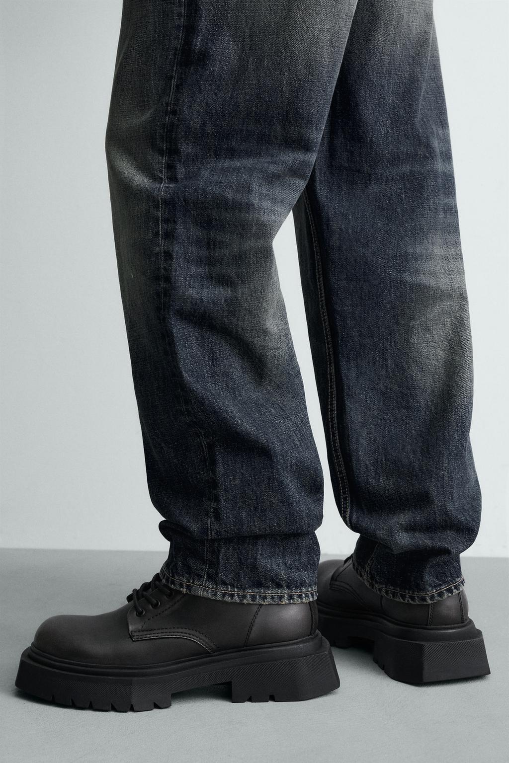 БОРЦЫ СО ШНУРОВКОЙ НА ОБЪЕМНОЙ ПОДОШВЕ С ЭФФЕКТОМ ПОТЕРТОСТИ