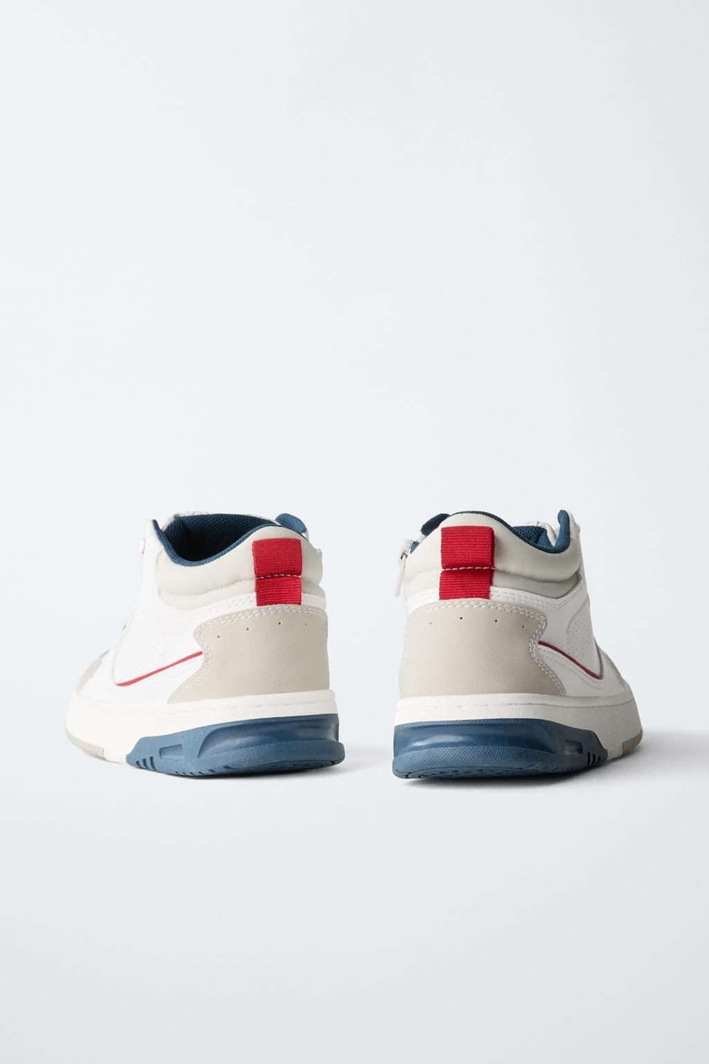 ВЫСОКИЕ КРОССОВКИ СО ВСТАВКАМИ