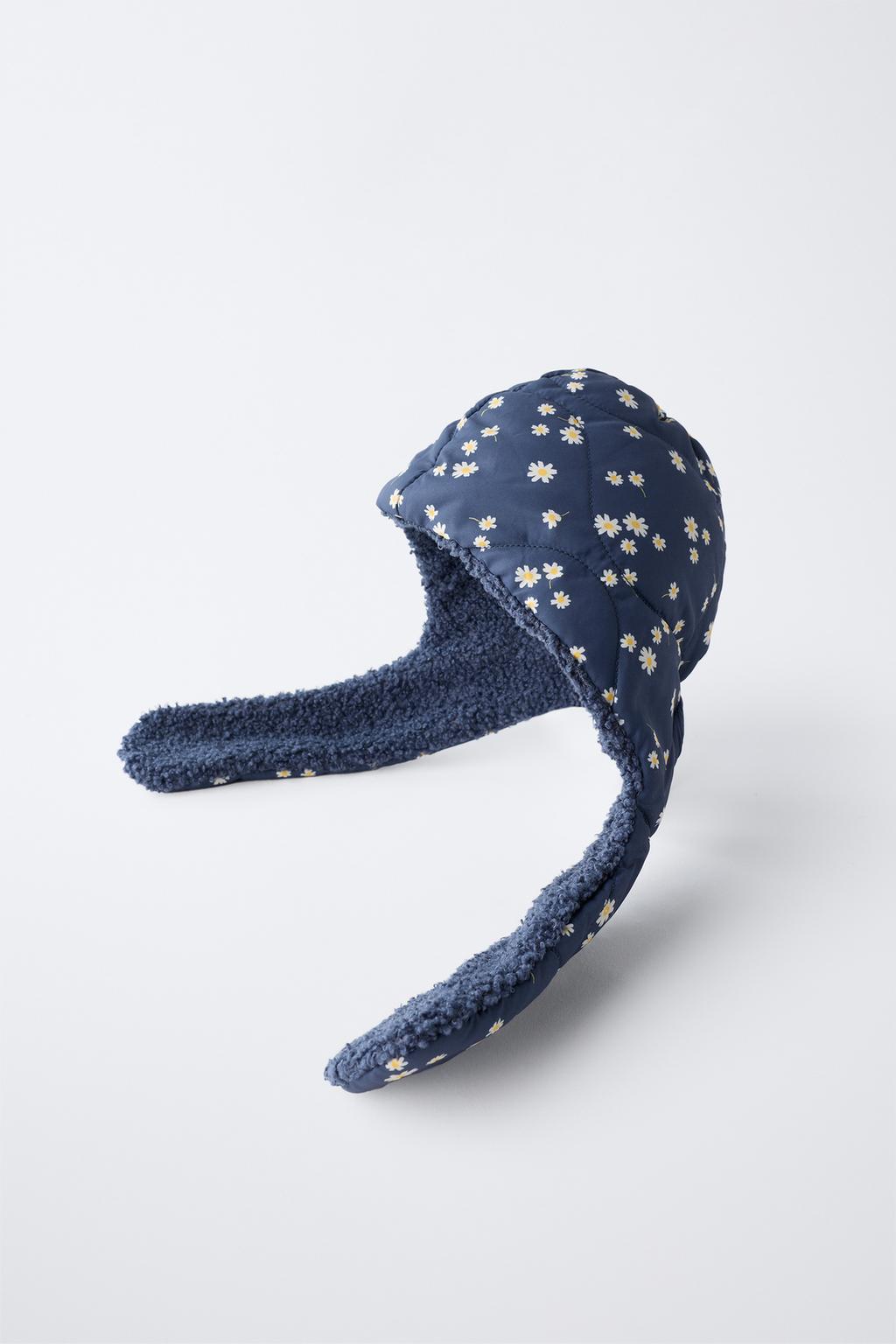 Стеганный капюшон с принтом ромашек