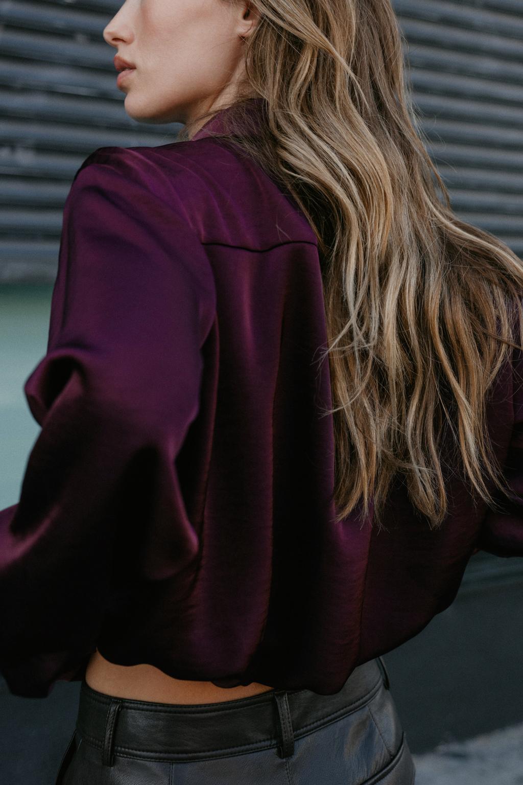 АТЛАСНАЯ РУБАШКА ОБЪЕМНОГО КРОЯ