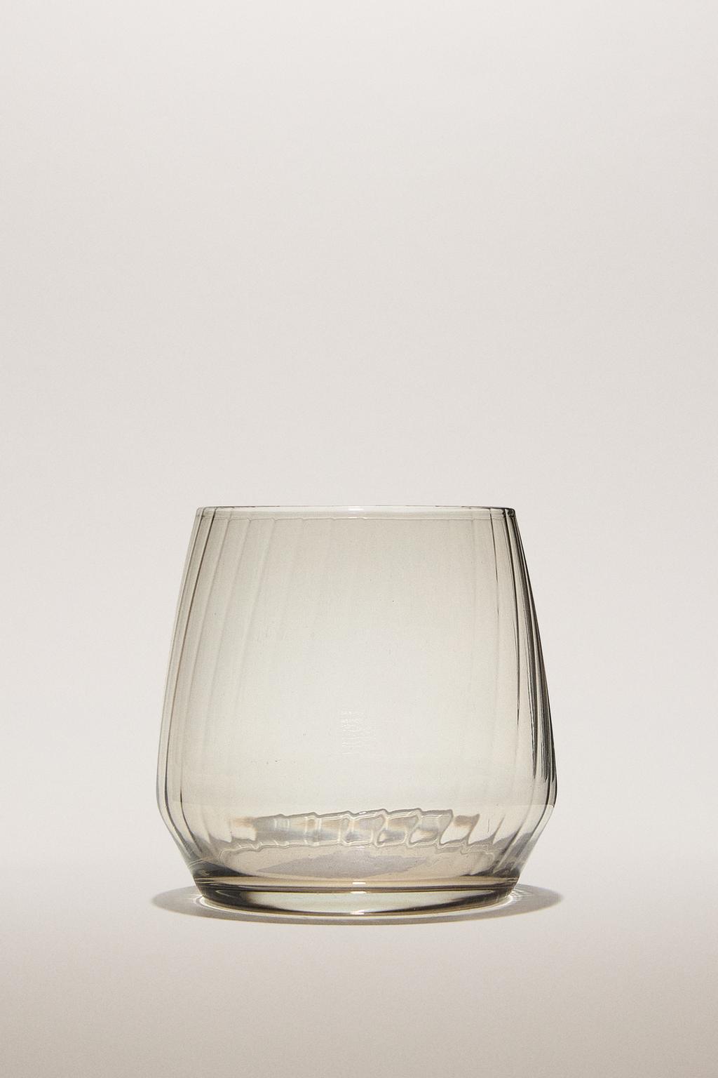 Рюмка из цветного стекла