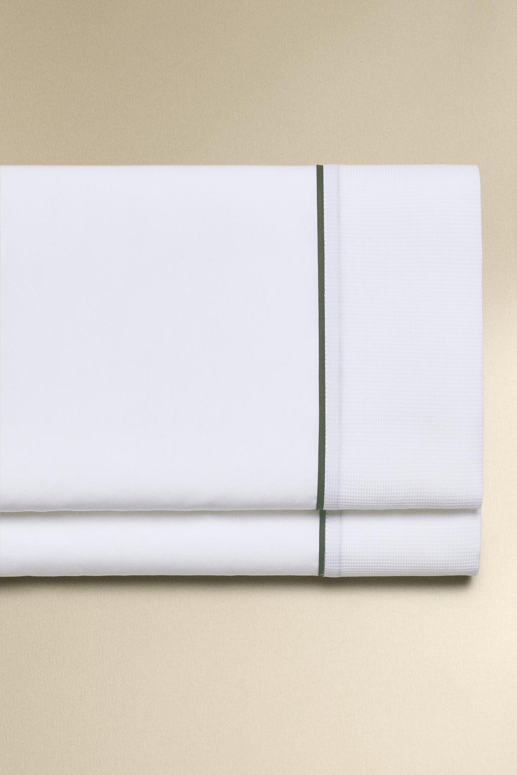 Простыня из пике с обшивкой