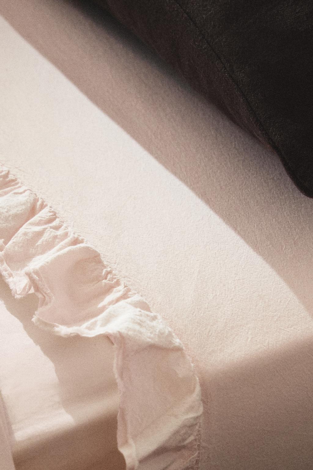 Простынь с оборками