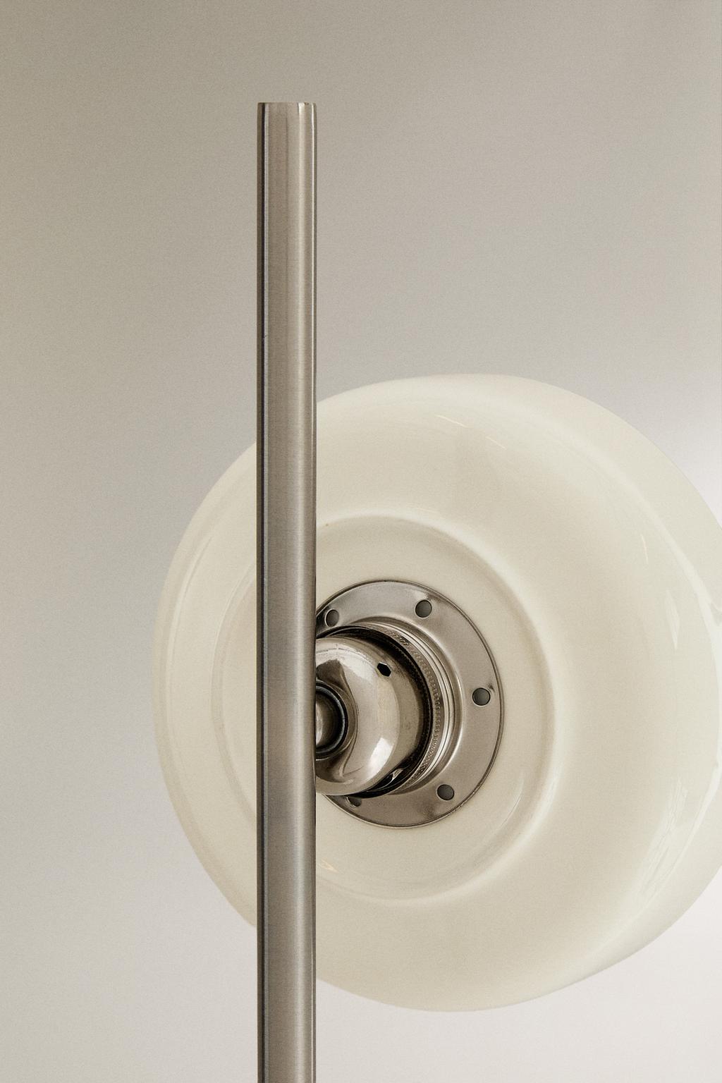 Напольная лампа | металлический прожектор