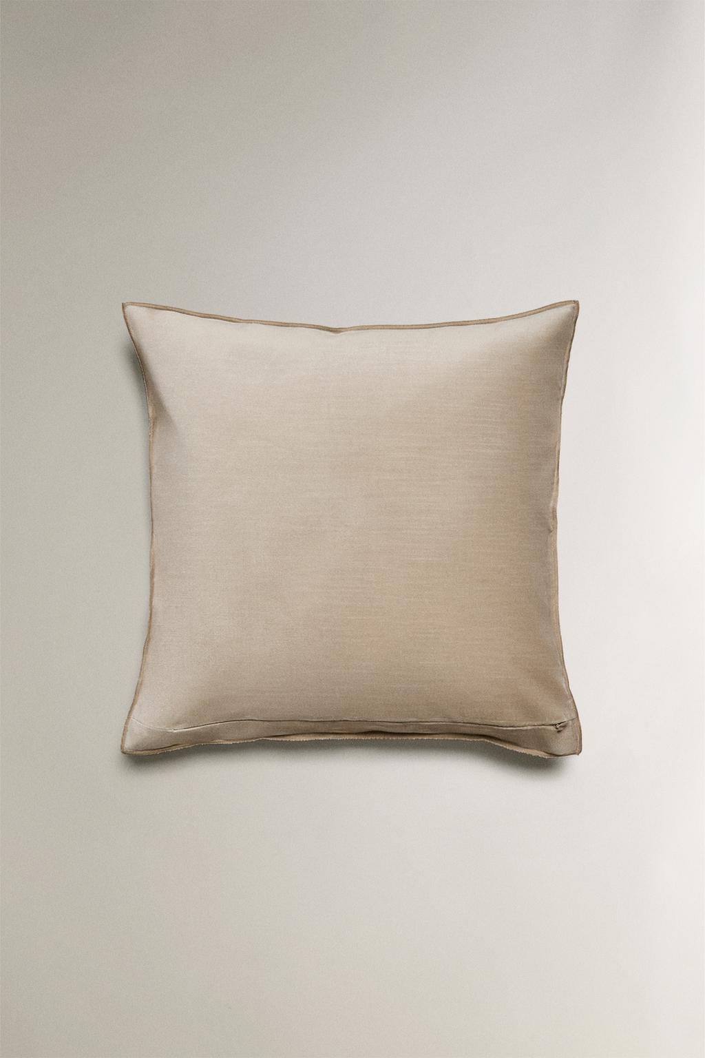 Велюровый чехол для подушки