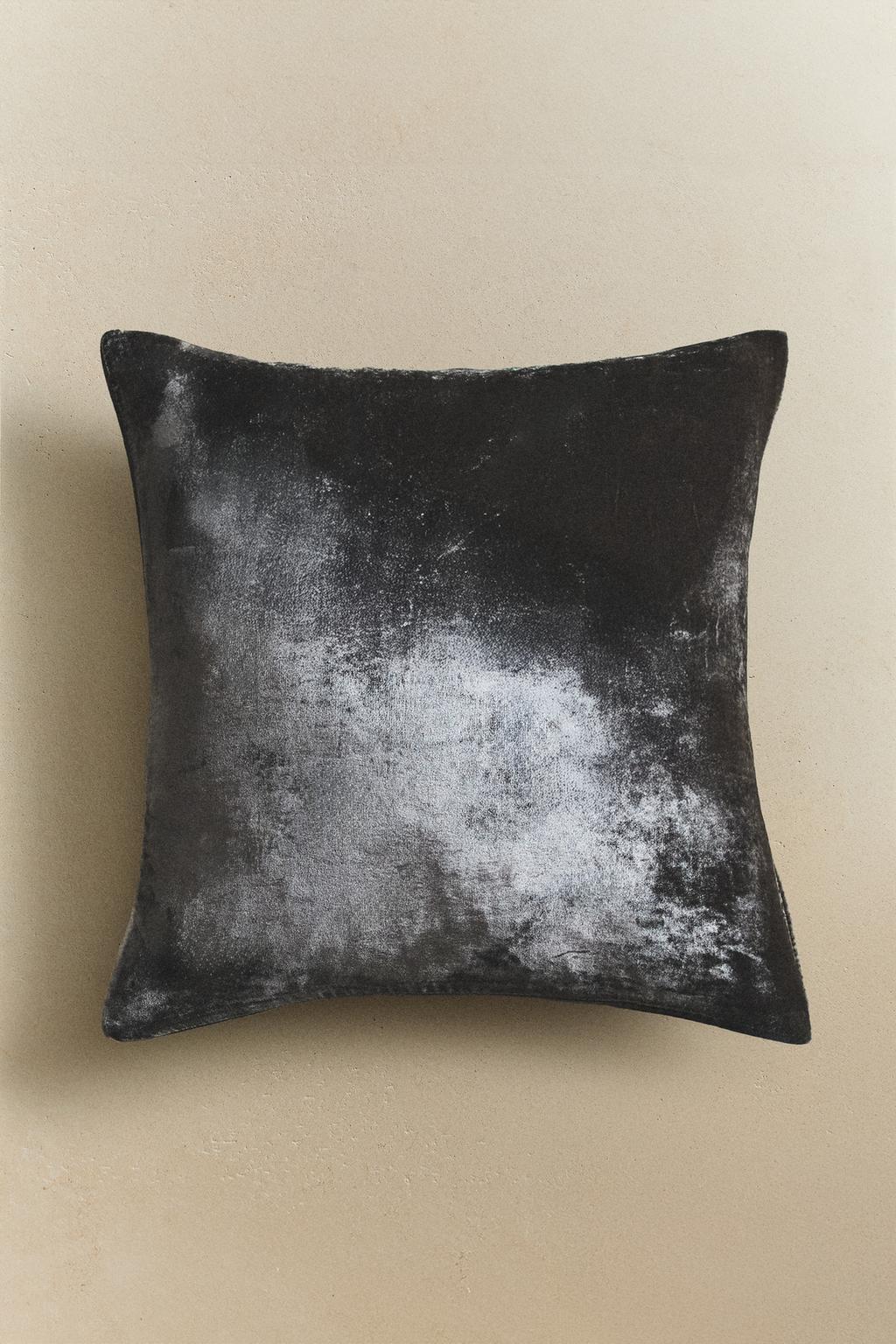 Чехол из вельвета для подушки