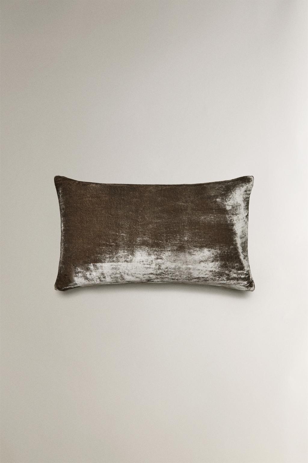 Чехол из вельвета для подушки