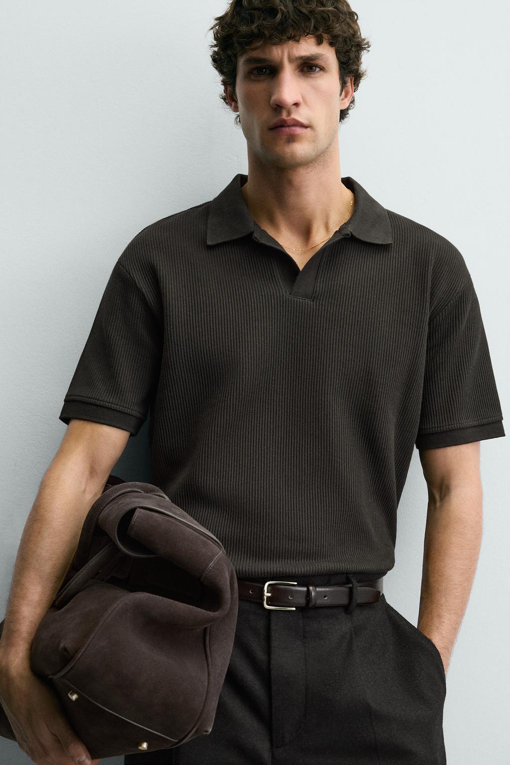 Поло с вертикальным узором