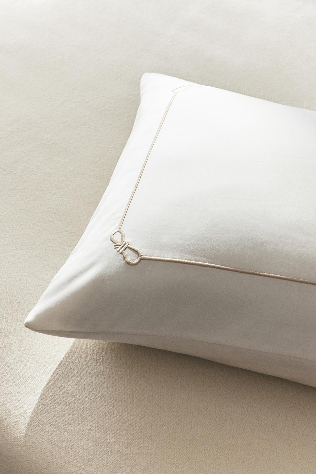 Наволочка из макового шелка с отделкой