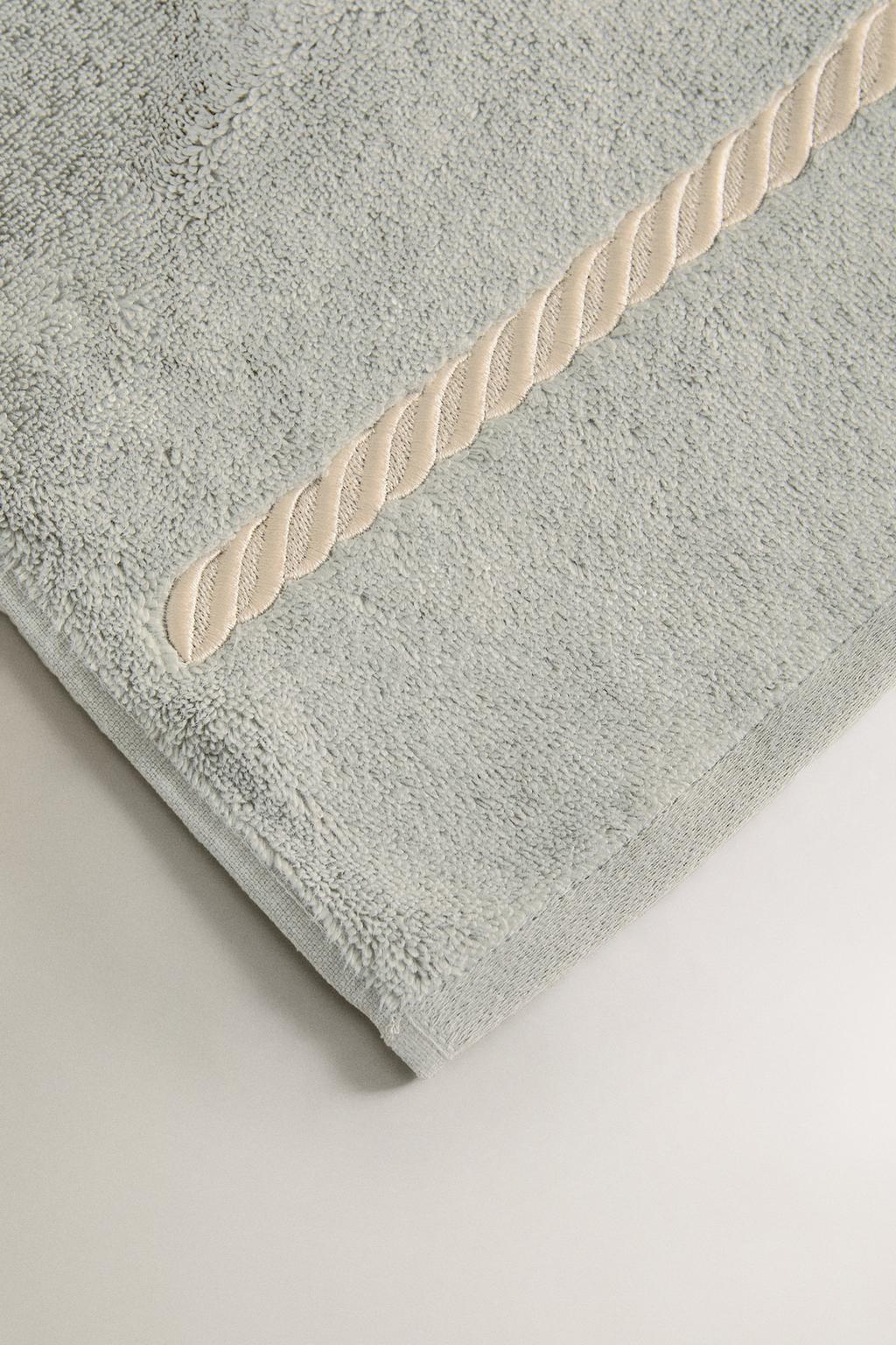 Вышитое банный полотенце из хлопка