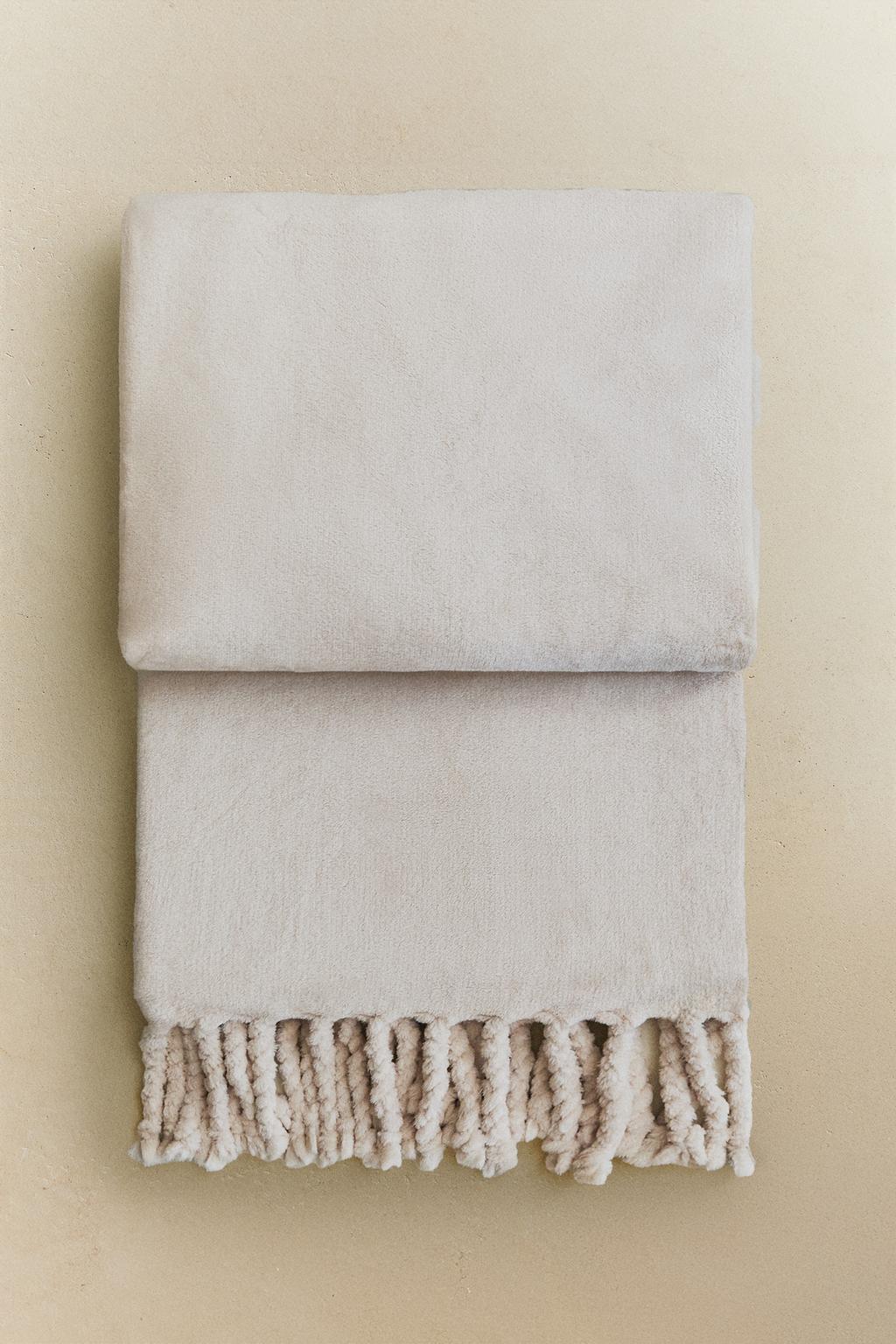 Плед из флиса с бахромой