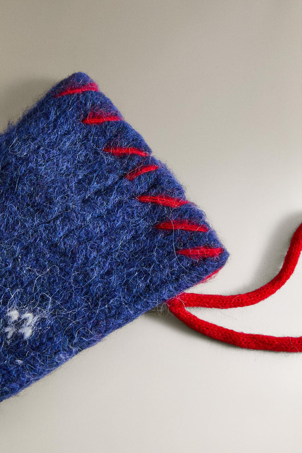 Новогодний чулок с буквой w