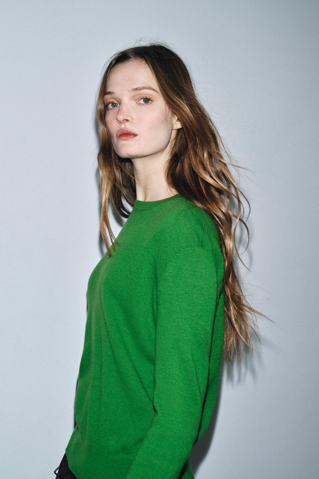 СВИТЕР ИЗ 100% ОЧЕНЬ МЯГКОЙ ШЕРСТИ