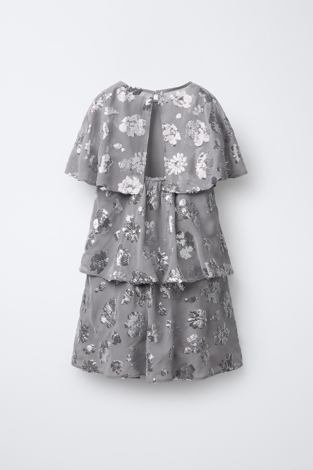 ПЛАТЬЕ С ВОЛАНАМИ И ПАЙЕТКАМИ В ВИДЕ ЦВЕТОВ