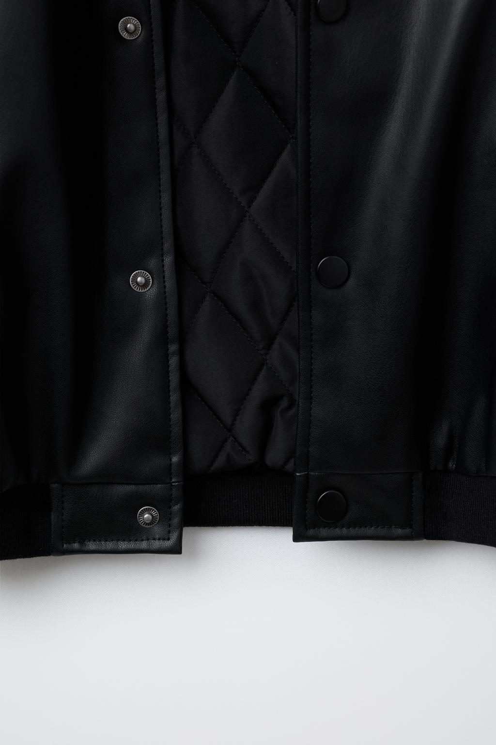 БОМБЕР ИЗ ИСКУССТВЕННОЙ КОЖИ С ВЫШИВКОЙ