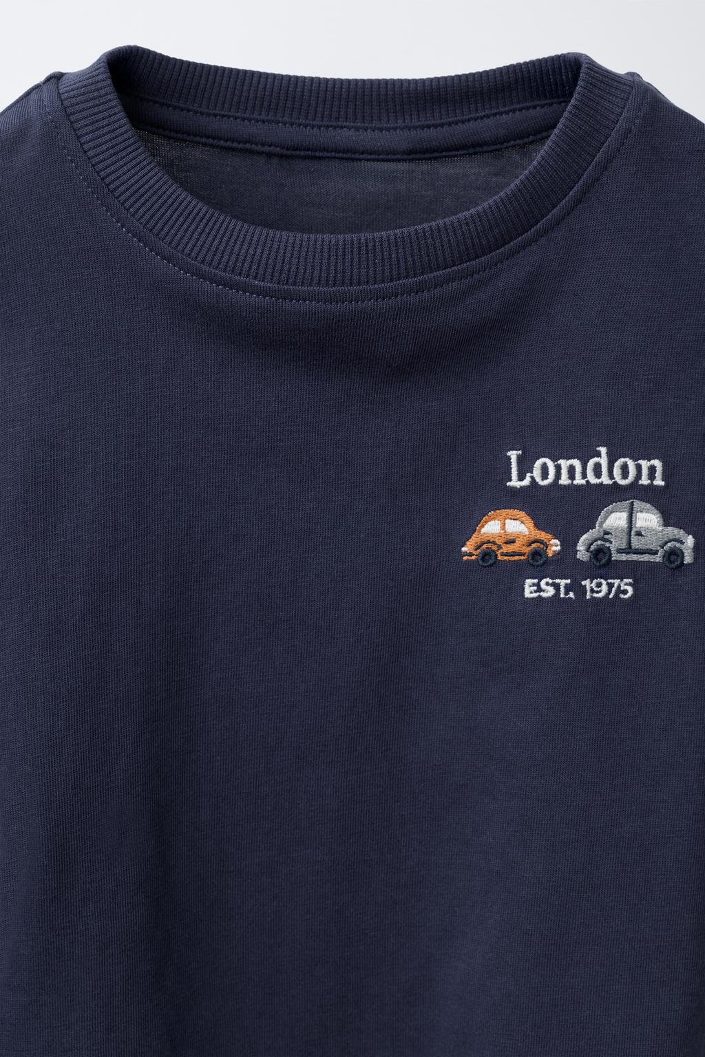 ФУТБОЛКА С ВЫШИВКОЙ