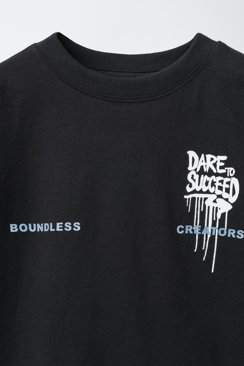 ФУТБОЛКА С ГРАФФИТИ-ПРИНТОМ