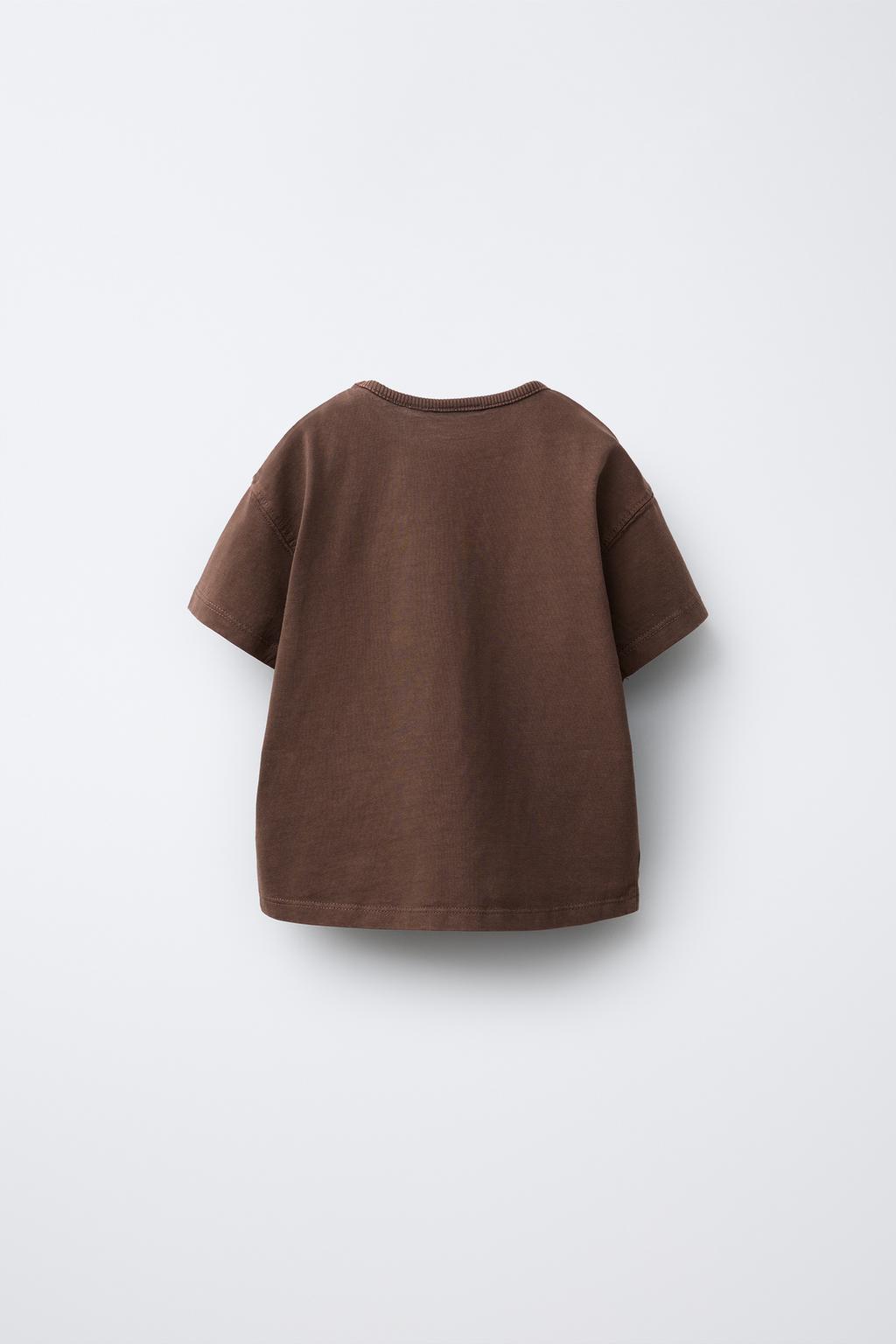 ФУТБОЛКА С ЭФФЕКТОМ ПОТЕРТОСТИ И НАДПИСЬЮ