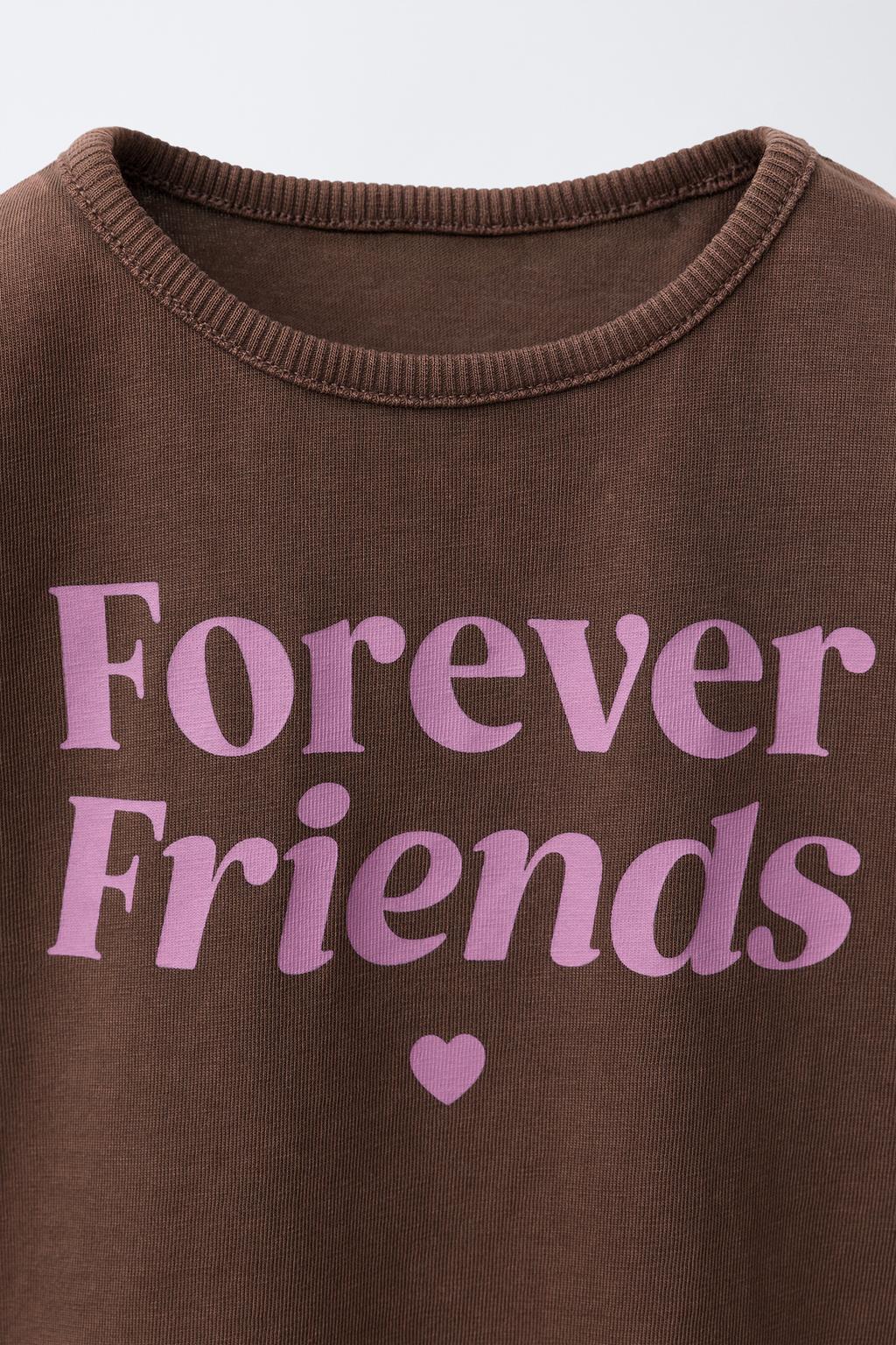 ФУТБОЛКА С ЭФФЕКТОМ ПОТЕРТОСТИ И НАДПИСЬЮ