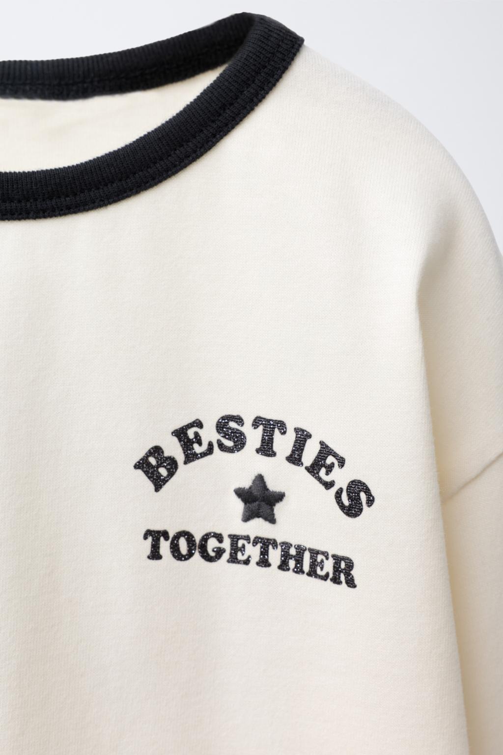 ЛОНГСЛИВ С БЛЕСТЯЩИМ ПРИНТОМ