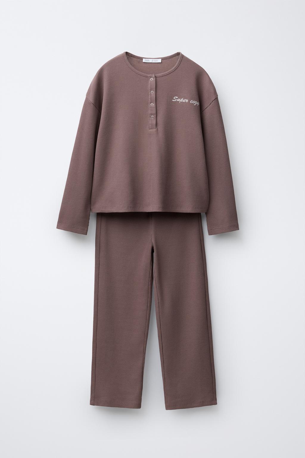 6-14 ЛЕТ/ПИЖАМА ВАФЕЛЬНАЯ С ВЫШИТЫМ ТЕКСТОМ