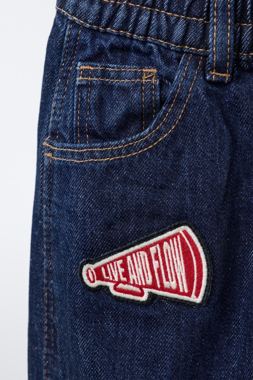 ДЖИНСЫ BAGGY С НАШИВКАМИ