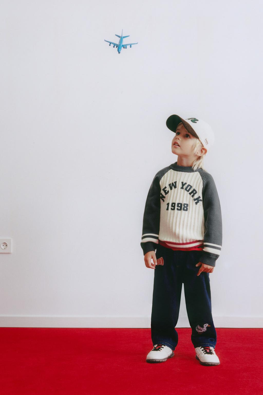 ДЖИНСЫ BAGGY С НАШИВКАМИ