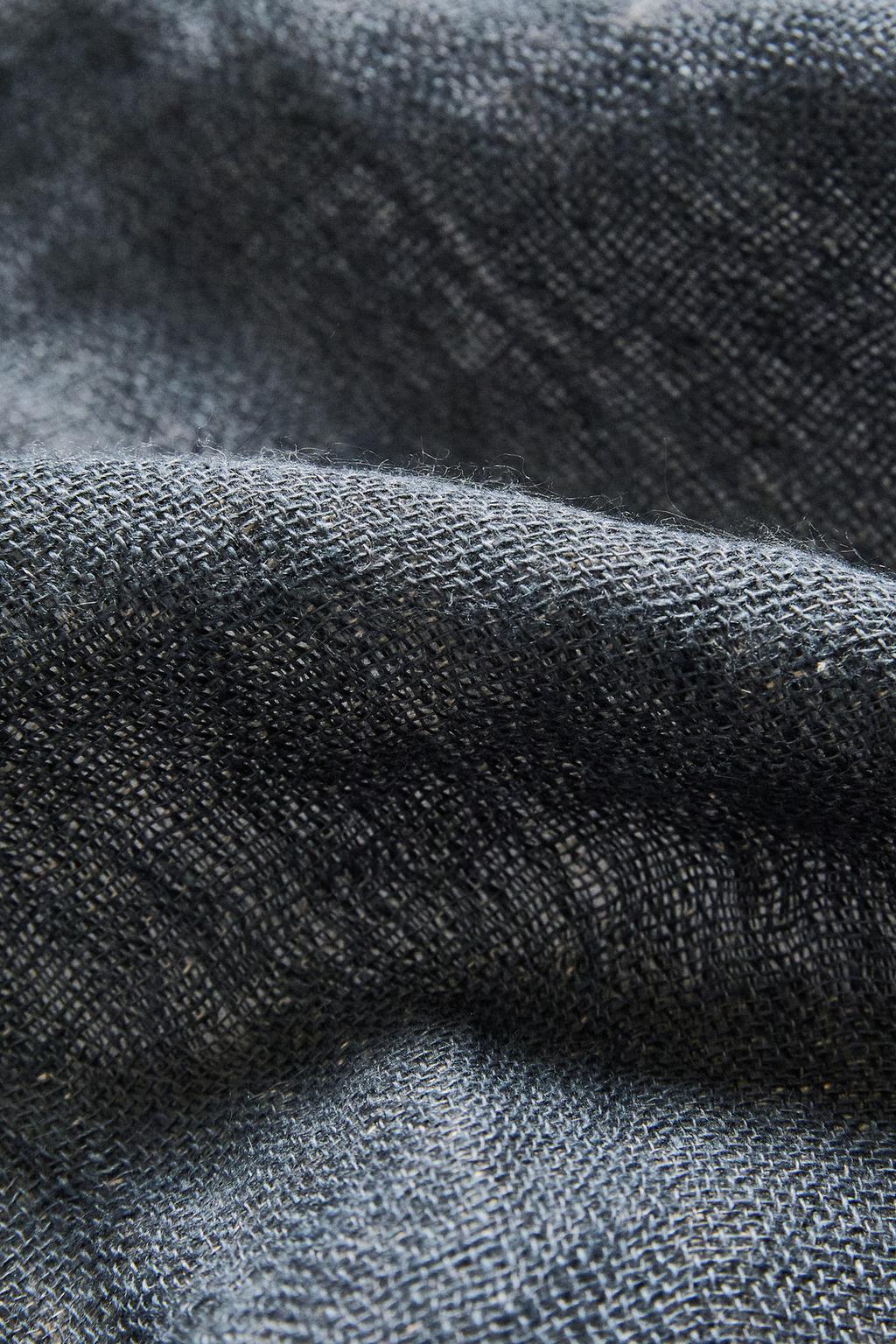 Плед из льна с обратной стороной и бахромой