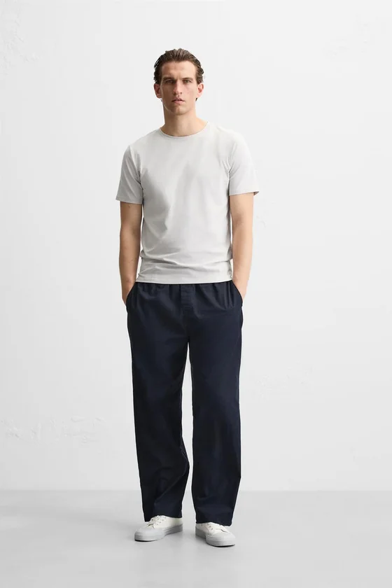 БАЗОВАЯ ФУТБОЛКА SLIM FIT