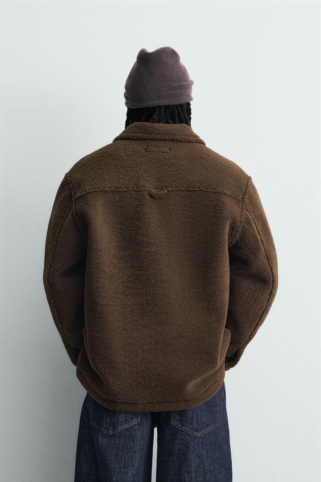 КУРТКА-РУБАШКА ИЗ ИСКУССТВЕННОГО МЕХА С КАРМАНАМИ