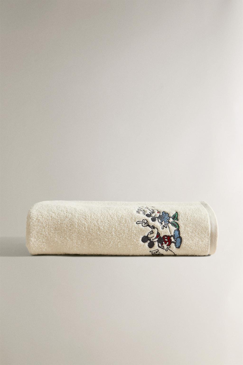 Детское полотенце с принтом микки и минни ©disney