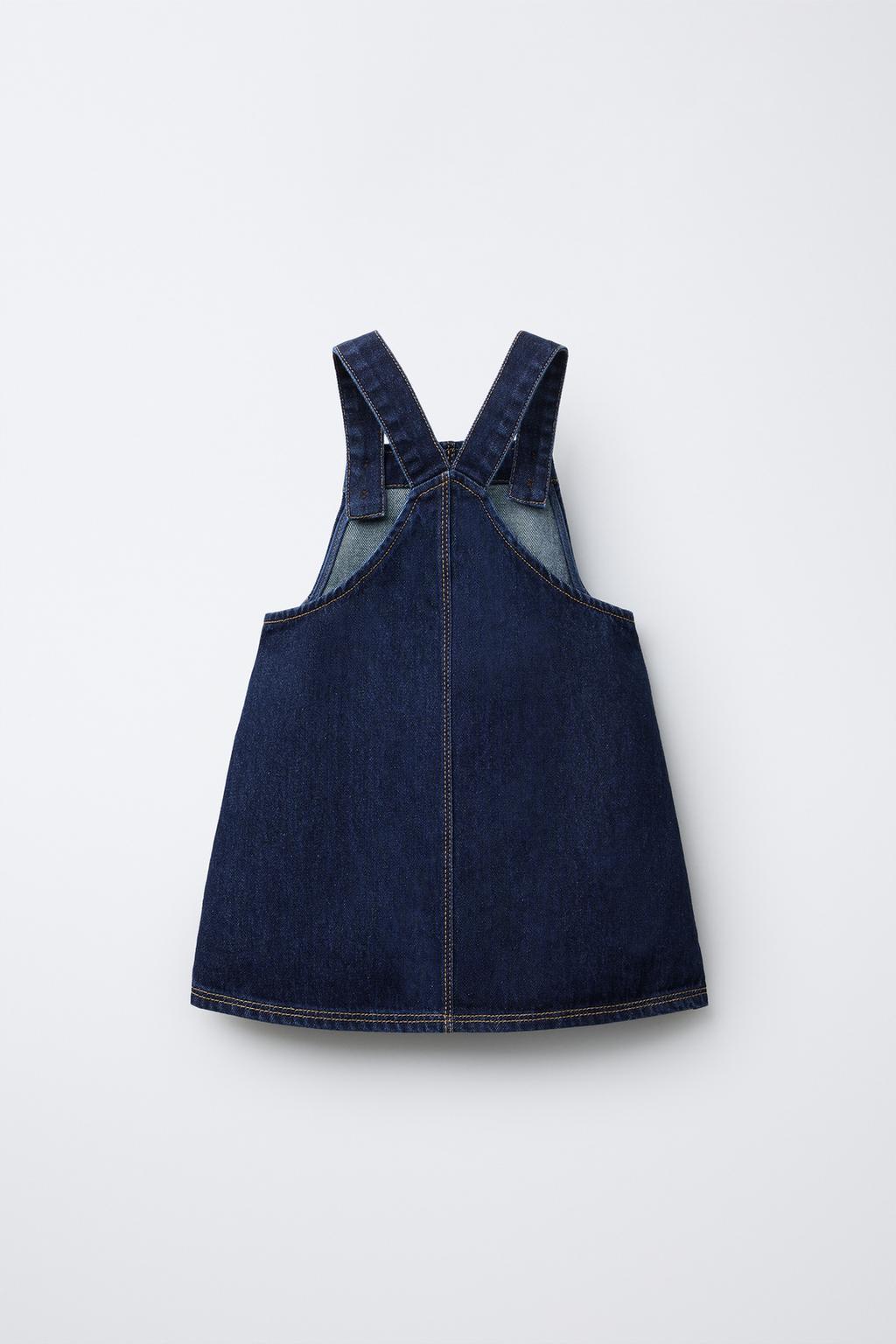 ДЖИНСОВЫЙ САРАФАН С КОНТРАСТНЫМИ ВОЛНАМИ