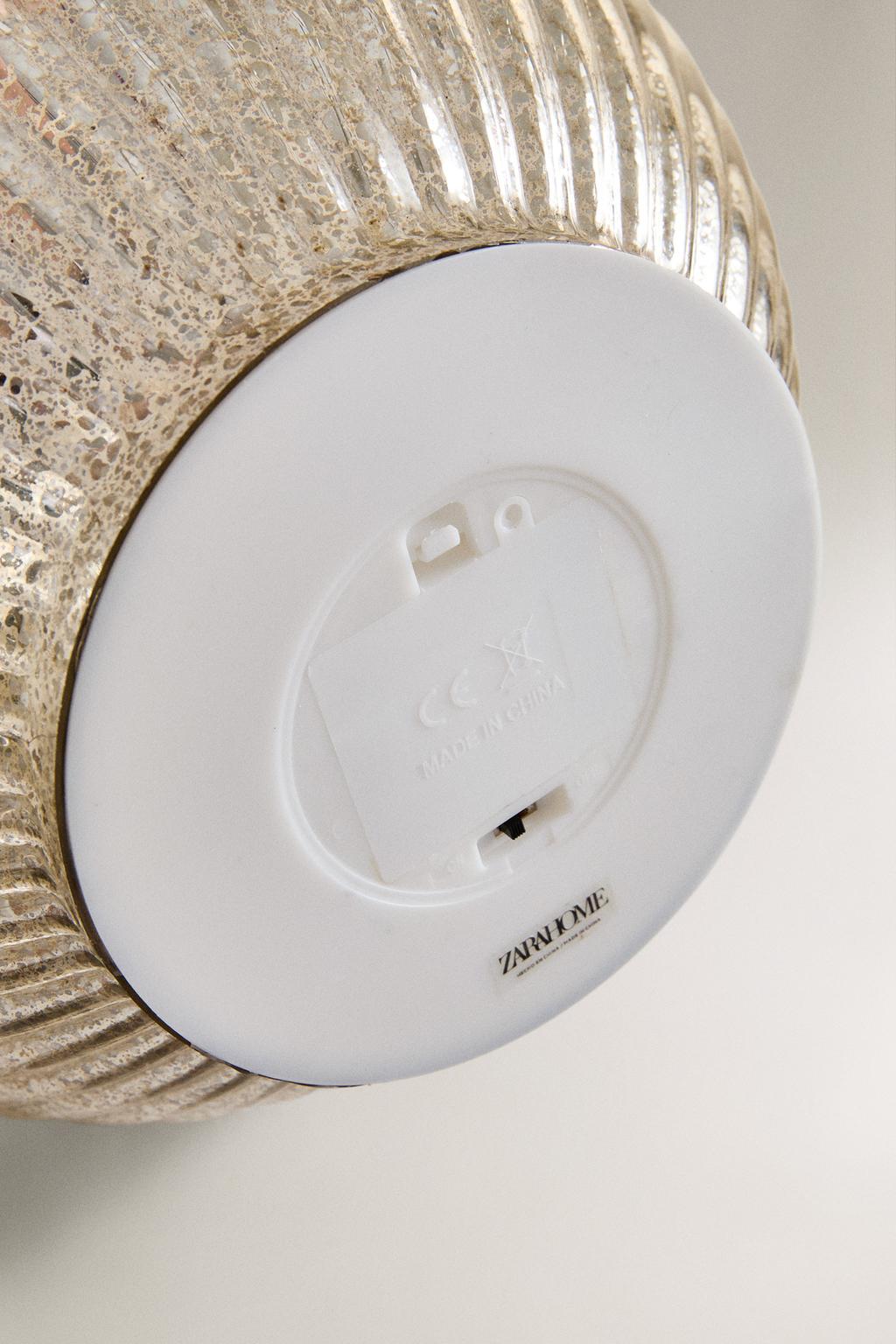 Большая полосатая гирлянда с подсветкой на ёлочное украшение