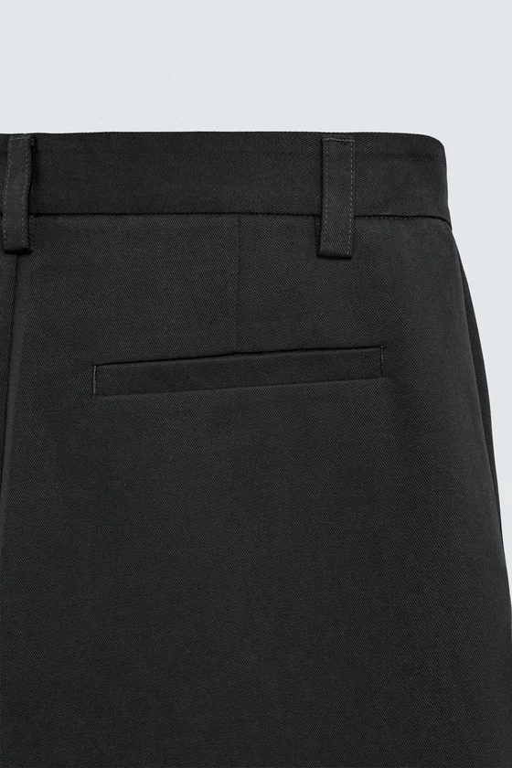 БРЮКИ WIDE FIT СО СКЛАДКАМИ