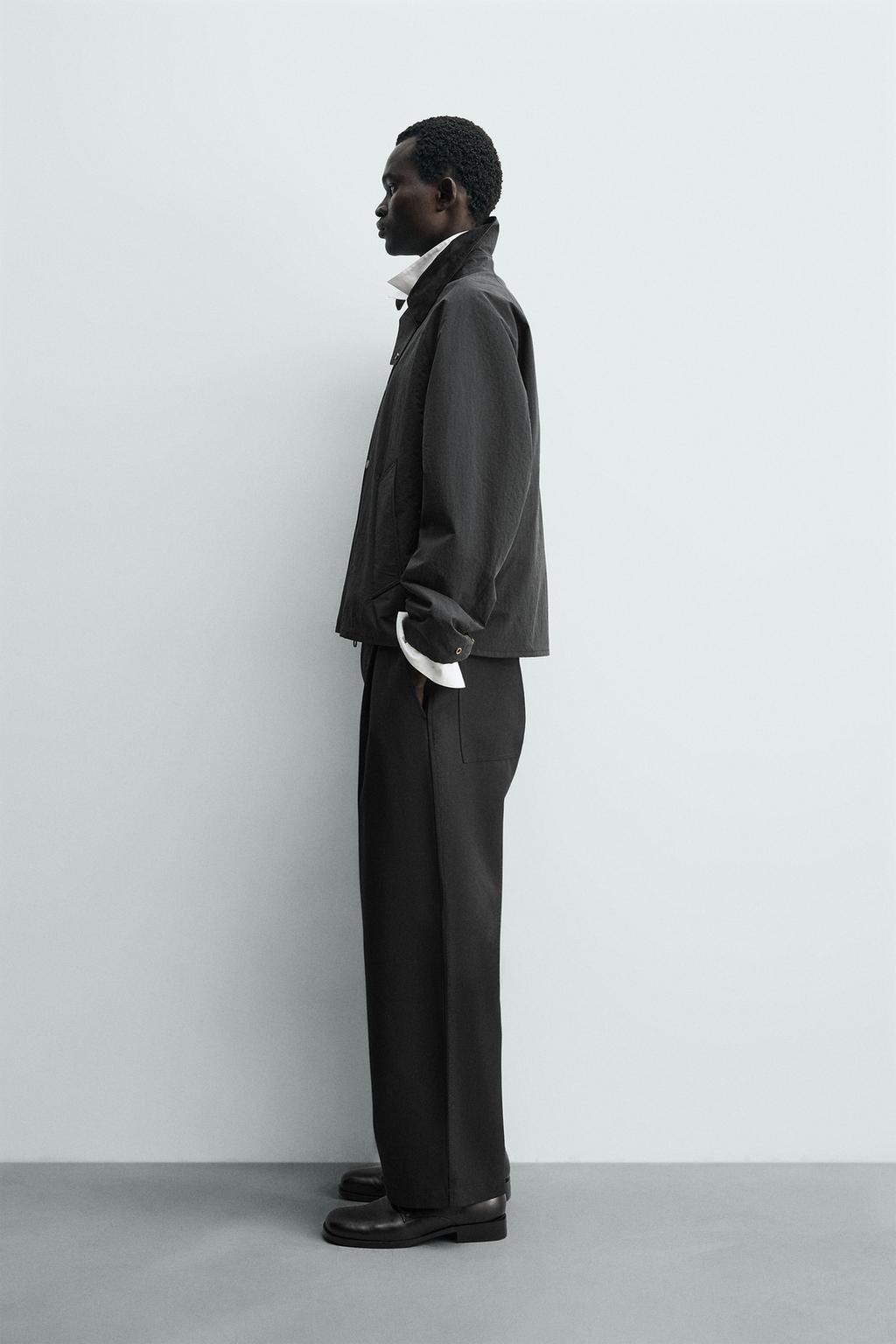 ТЕХНИЧЕСКАЯ КУРТКА С КОМБИНИРОВАННЫМ ВОРОТНИКОМ