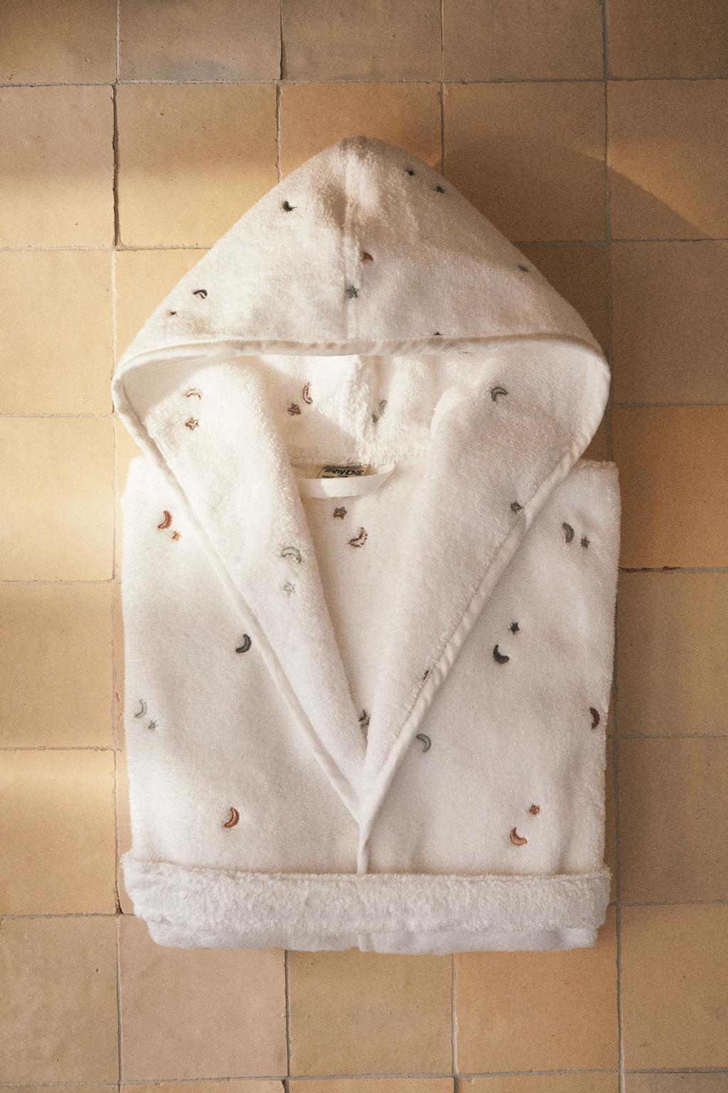 Детский халат с луной и звездой