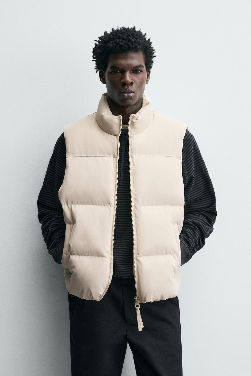 СТЕГАНЫЙ ЖИЛЕТ КЛАССИЧЕСКОГО КРОЯ