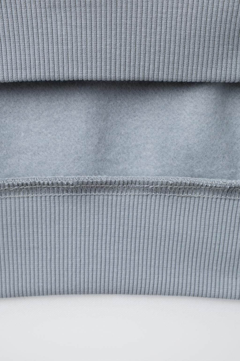 КОМПЛЕКТ ИЗ ТОЛСТОВКИ И БРЮК-ДЖОГГЕРОВ С ТЕКСТОМ