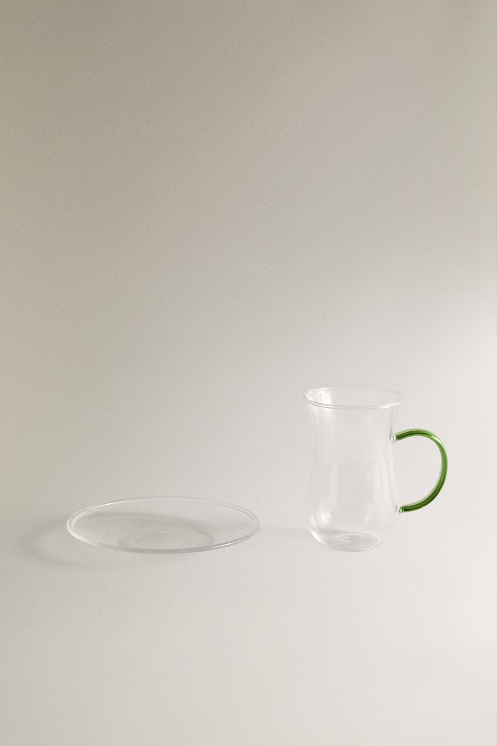 Стакан и блюдце из боросиликатного стекла