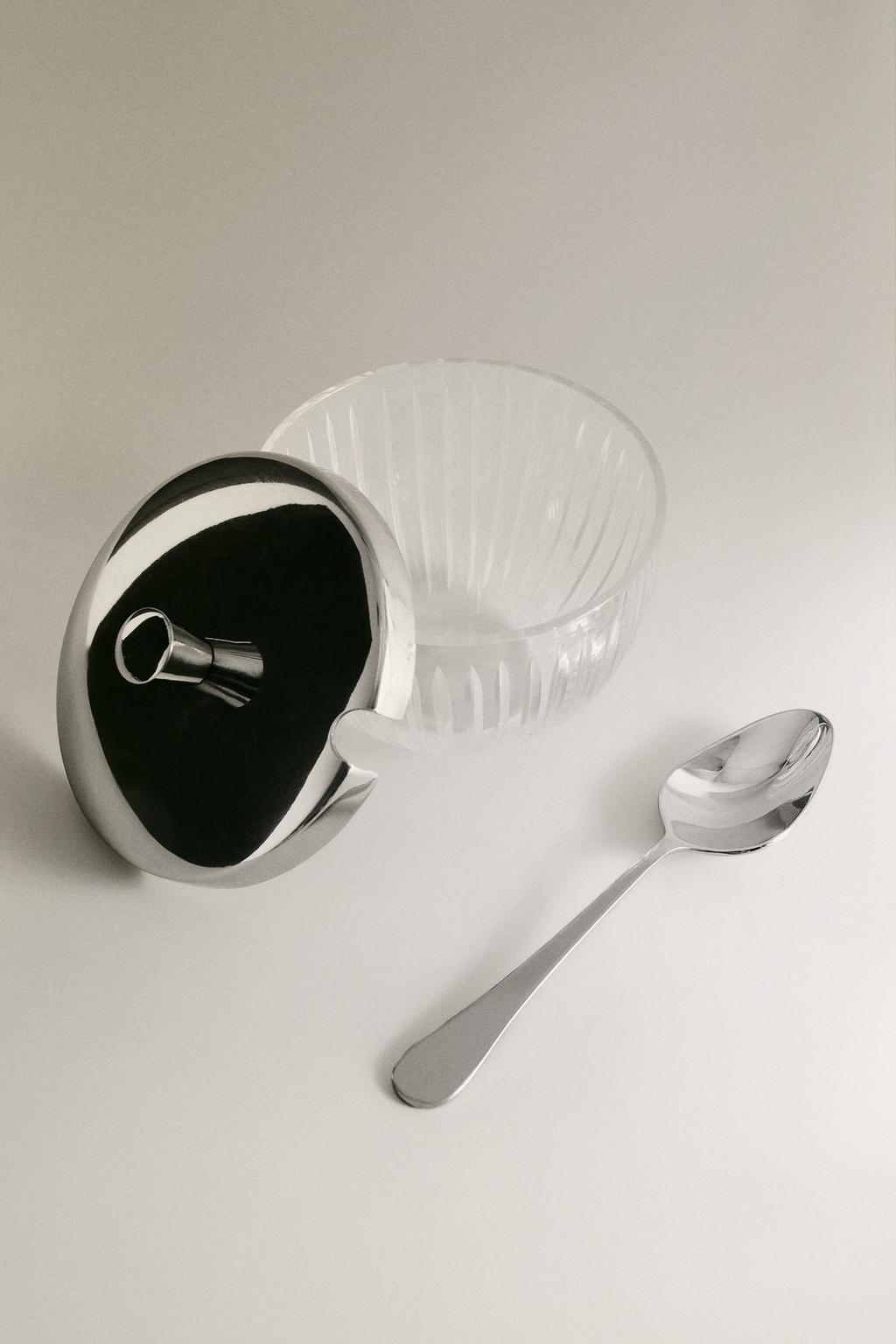 Металлический поднос для тостов и контейнеры