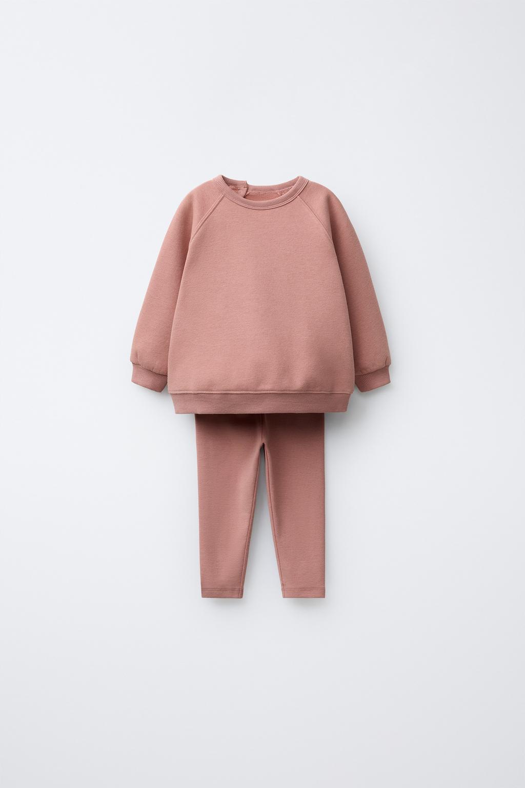 КОМПЛЕКТ ИЗ ТОЛСТОВКИ И ОДНОТОННЫХ ЛЕГИНСОВ