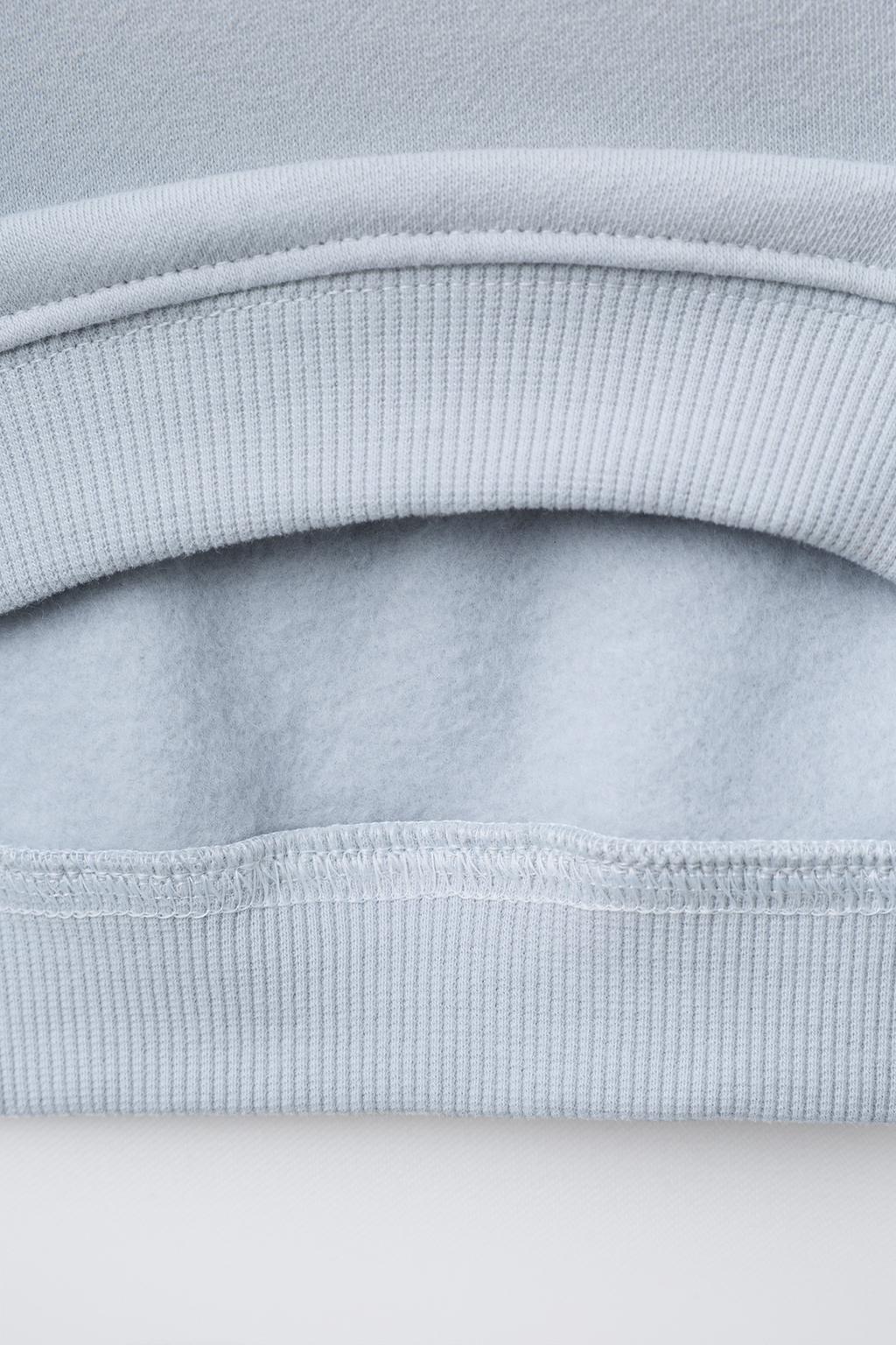 БАЗОВЫЙ КОМПЛЕКТ ИЗ ТОЛСТОВКИ И БРЮК-ДЖОГГЕРОВ