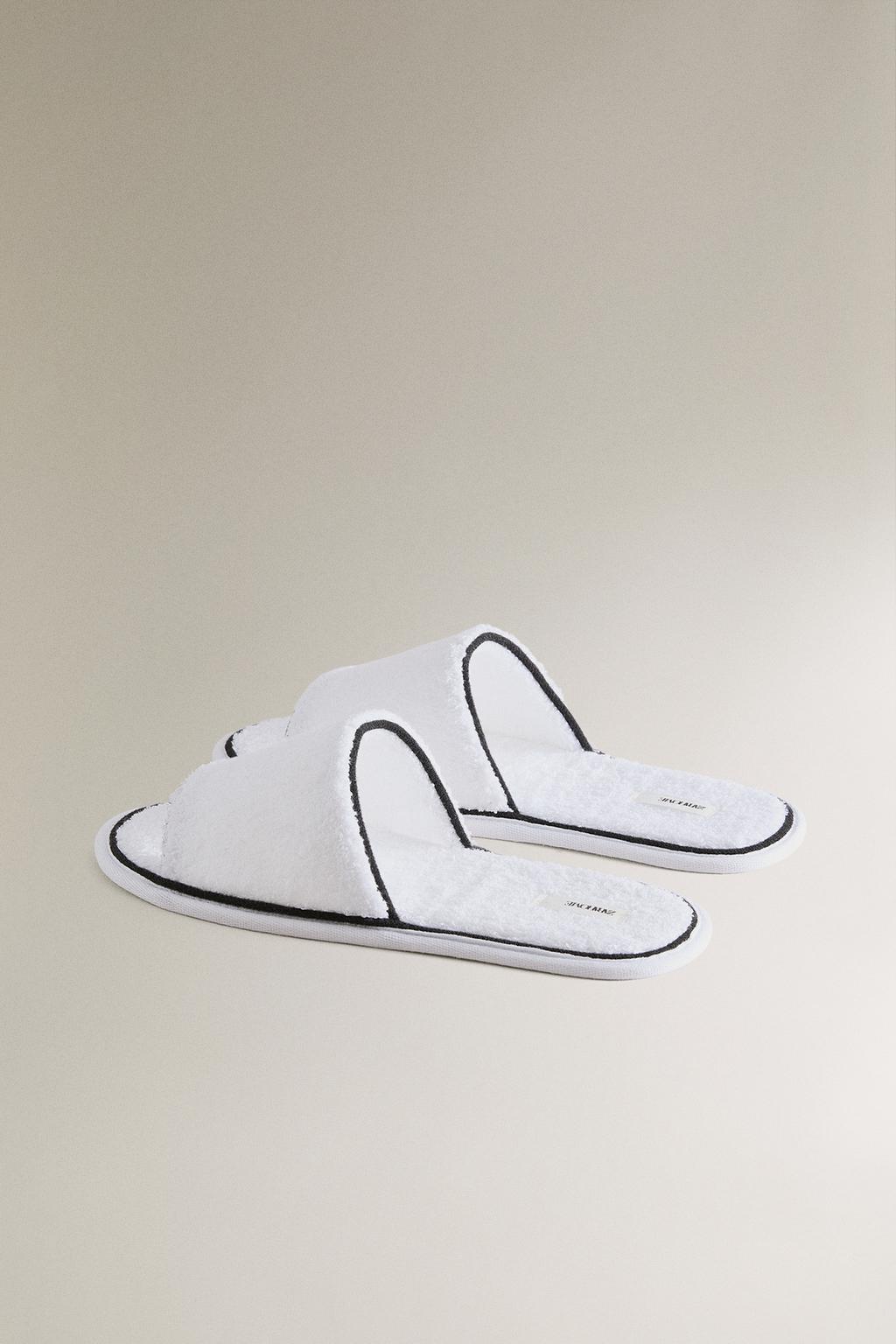 Тапочки-сабо из махрового полотна с обрамлением