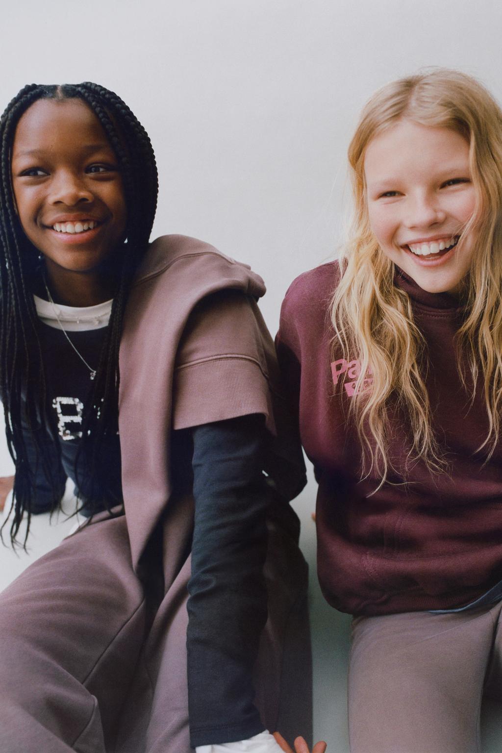 ХУДИ С НАДПИСЯМИ