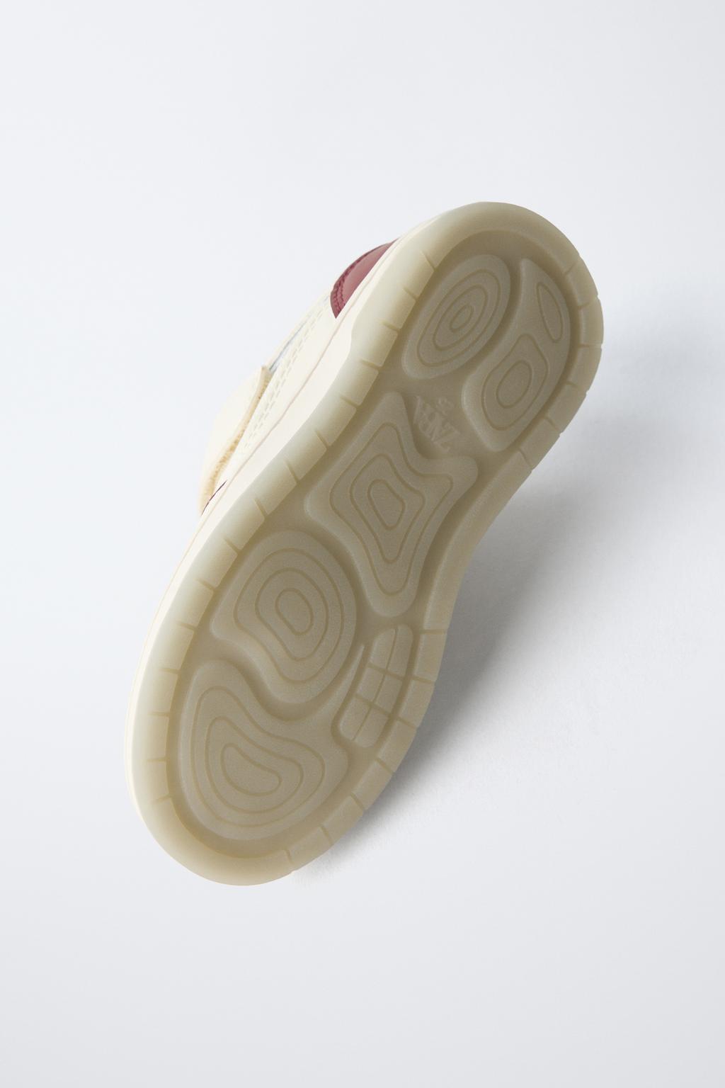 КОМБИНИРОВАННЫЕ КРОССОВКИ