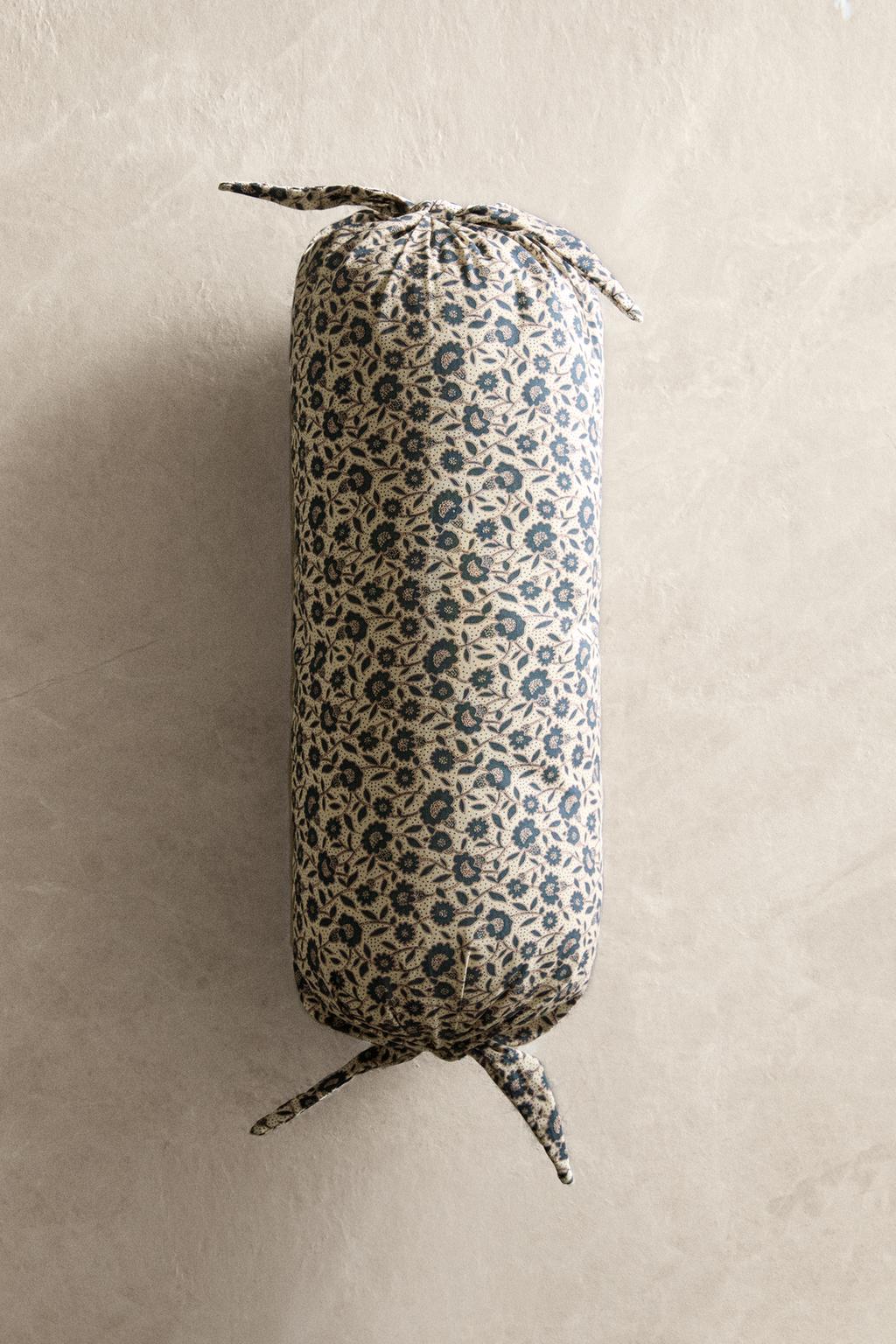 Детский цветочный подушка